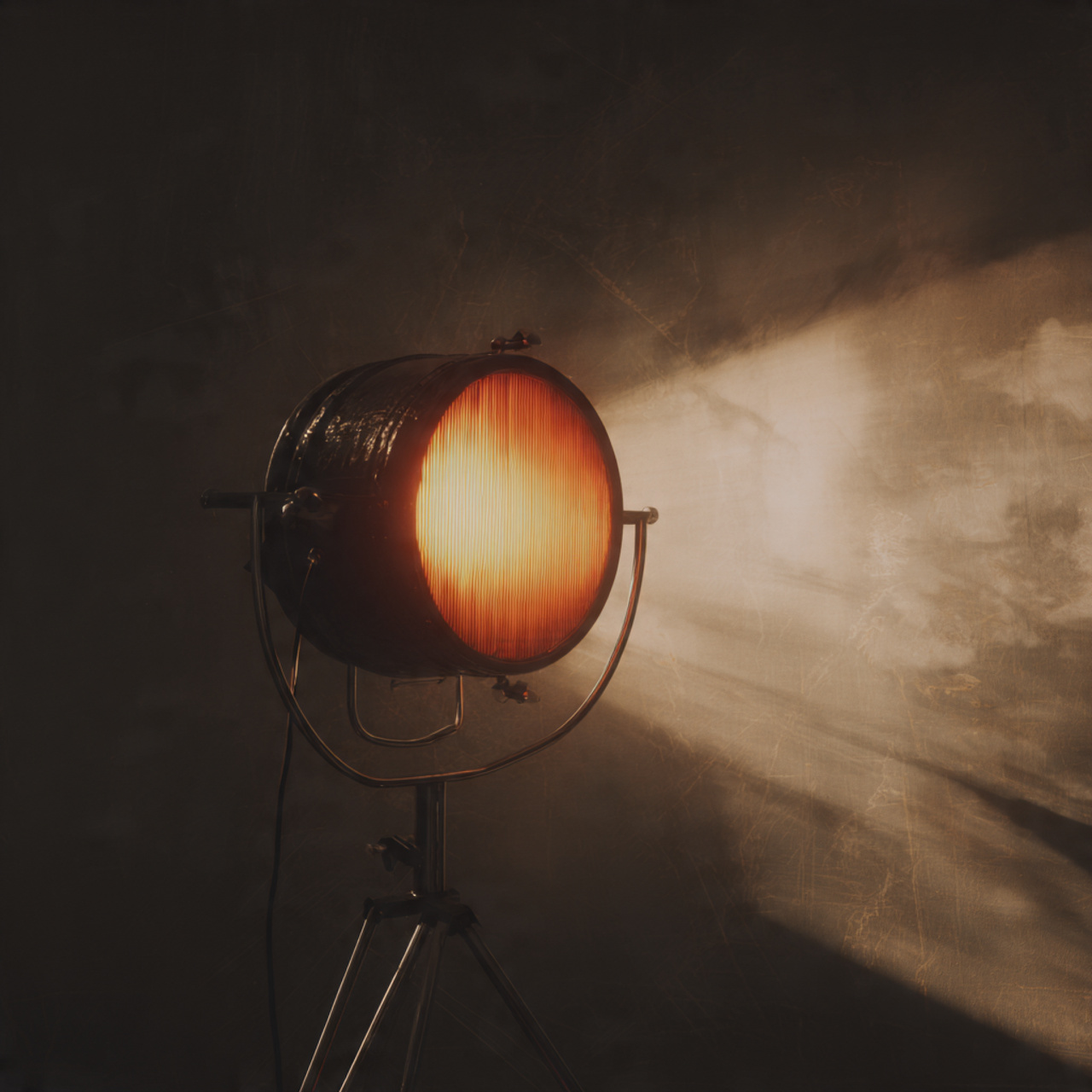 Lighting & Lamps (Functional, Ambient & Well-Balanced) – Ravnora Decor